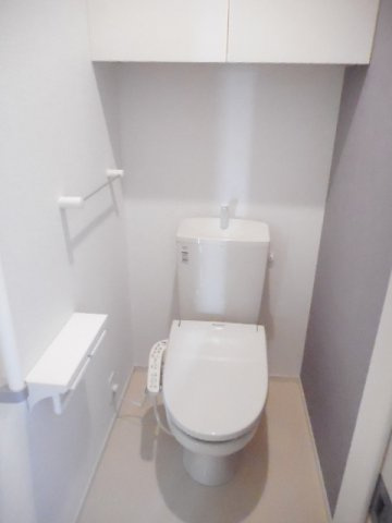 アビタシオン高柳のトイレ|コンパクトで使いやすいトイレです