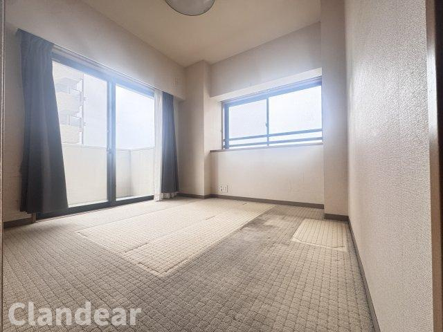 ローヤルシティ草加第２の洋室|ドキドキの新生活も、安心してスタート。ぴったりの住まいを見つけませんか？クランディアが一緒に住まい選びをサポートします‼　まずは、お気軽にお問合せください　＃クランディア
