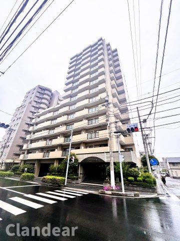 ローヤルシティ草加第２の外観|ドキドキの新生活も、安心してスタート。ぴったりの住まいを見つけませんか？クランディアが一緒に住まい選びをサポートします‼　まずは、お気軽にお問合せください　＃クランディア