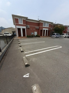 【駐車場】 | サンソーレ　Ａ | 駐車場完備です
