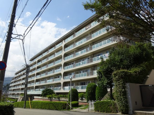 芦屋翠ケ丘パークマンションの外観