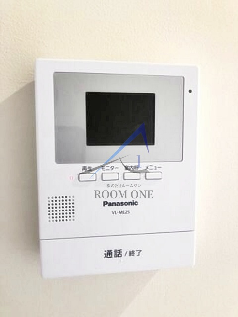 セブンスターマンション門前仲町のセキュリティ|モニター付きインターホンです。