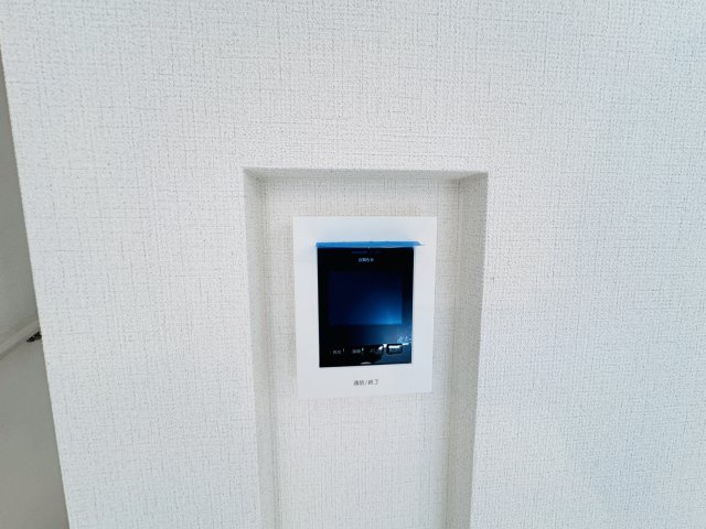 松戸市栄町１丁目新築戸建【北部小学校:7分】のセキュリティ|来客時も安心のTVモニター付きインターフォン
