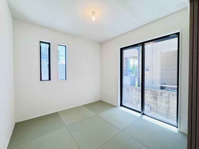 松戸市栄町１丁目新築戸建【北部小学校:7分】の和室|4.5帖和室