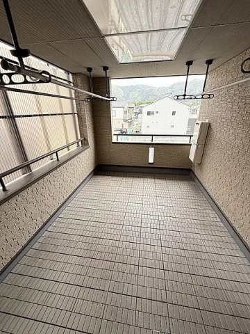 【バルコニー】 | 山科区勧修寺東金ケ崎町　中古戸建