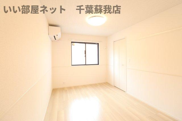 中瀬ロイヤルガーデンの洋室|使い勝手のいい洋室です