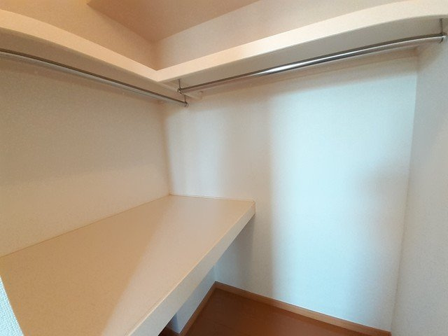 グランツ・ノイＡの収納