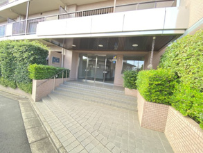 【エントランス】