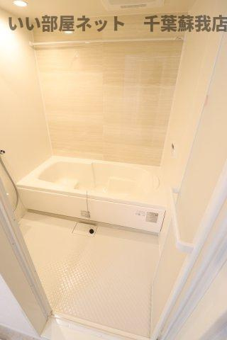 中瀬ロイヤルガーデンの浴室|コンパクトで使いやすいお風呂です