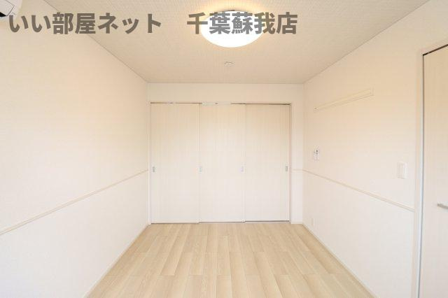 中瀬ロイヤルガーデンの洋室