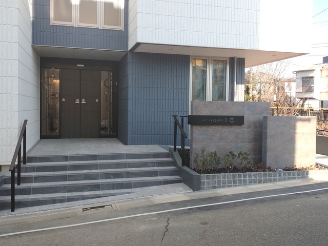 大田区池上３丁目の賃貸マンションのエントランス