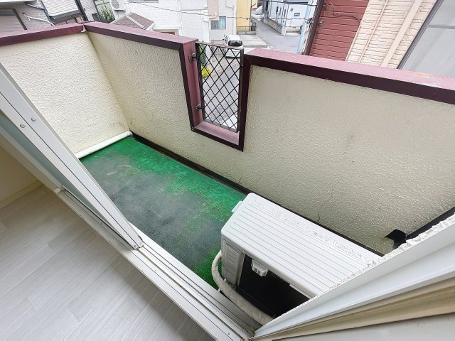 リエス川越岸町のバルコニー