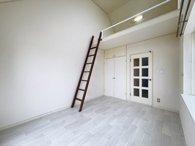 リエス川越岸町の居間・リビング