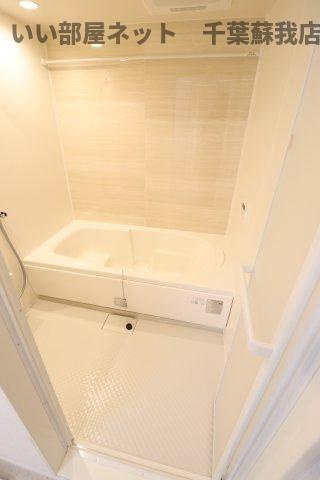 中瀬ロイヤルガーデンの浴室|コンパクトで使いやすいお風呂です