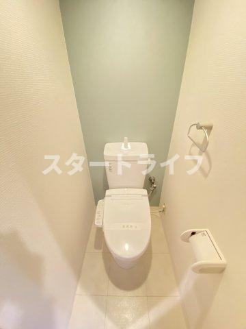 大阪市東淀川区西淡路１丁目の賃貸マンションのトイレ