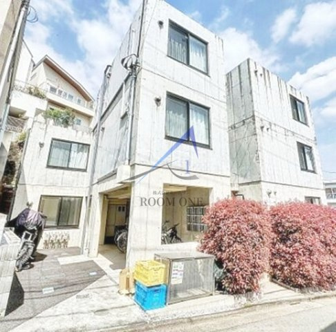 ＭｉｄＣＵＢＥ中台の外観|外観です。
