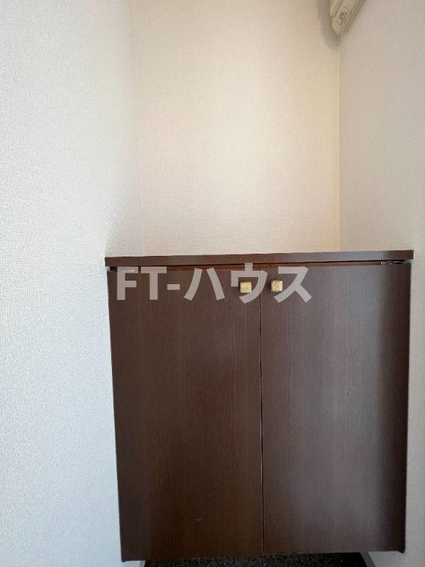 サンパーク作新台の玄関