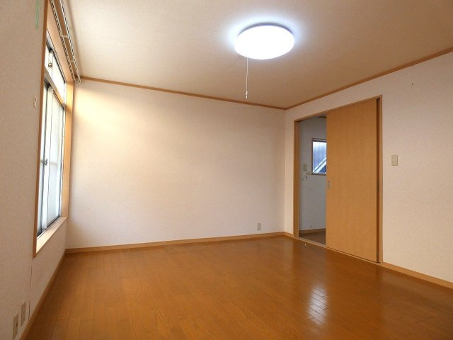 アヴニール和白東の居間・リビング