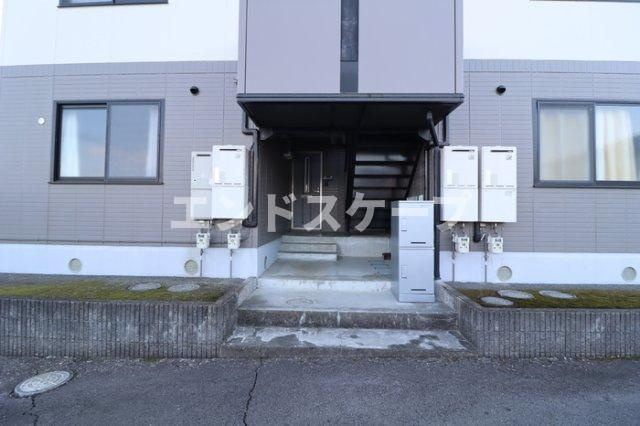 セジュール石原のエントランス|高崎、前橋のお部屋探しはエンドスケープまで！お客様の理想お聞かせ下さい♪