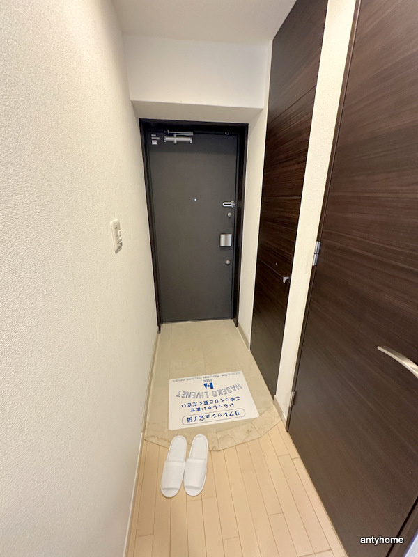 プライムアーバン堺筋本町　仲介手数料無料の玄関
