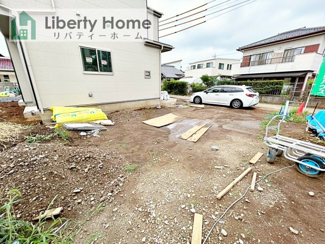 土浦市真鍋5丁目　新築戸建　B号棟の駐車場