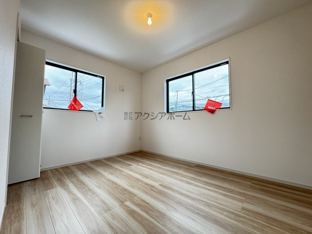 所沢市下安松・全1棟　新築一戸建　～北西角地～の洋室|洋室6.5帖