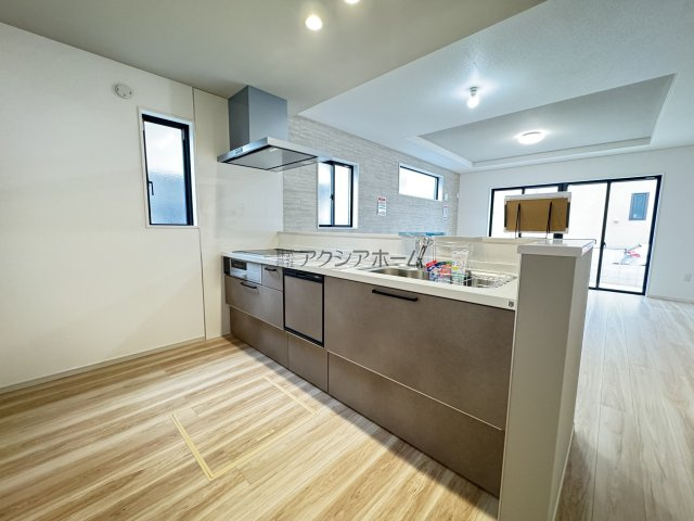 所沢市下安松・全1棟　新築一戸建　～北西角地～のキッチン|使いやすい対面式キッチン