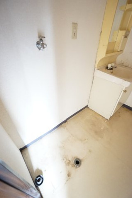 【洗面所】 | タウニー四和 | ※同物件・同タイプの写真です。