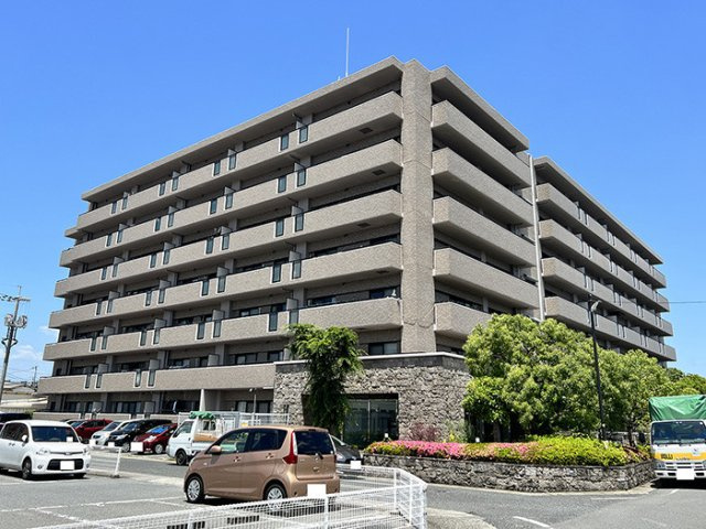岡山市北区上中野２丁目の中古マンション