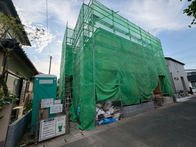 越谷市弥十郎新築戸建ての前面道路含む現地写真