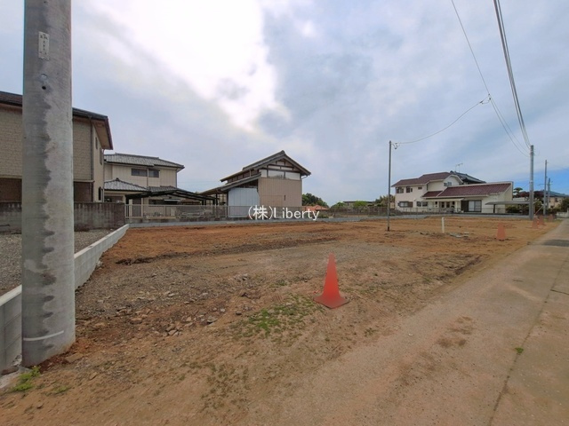 土浦市真鍋5丁目　新築戸建　C号棟の前面道路含む現地写真