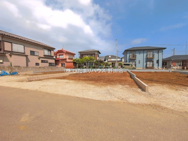 野田市山崎第6　新築戸建　2号棟の前面道路含む現地写真|一方 ： 南 3.82m 公道