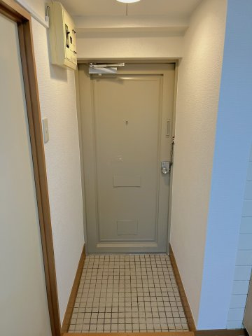 【玄関】