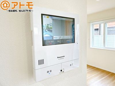 【防犯設備】 | 清水区七ツ新屋1丁目　新築戸建　全1棟 | TVモニター付きインターホンは訪問者を確認することができて、防犯性に優れています♪