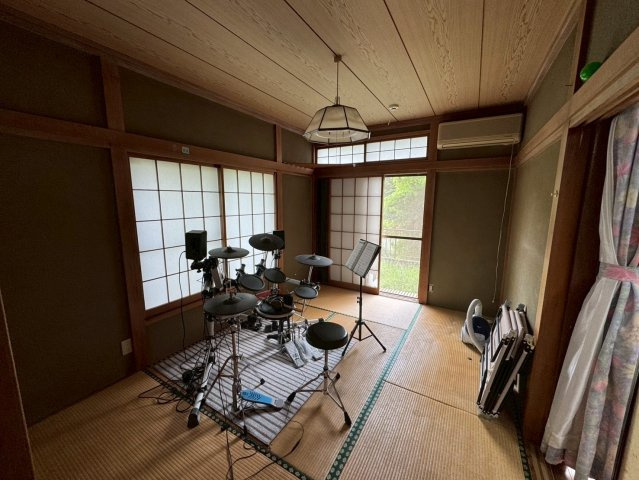-三丁目不動産-　寄居町桜沢　平成4年築の和室
