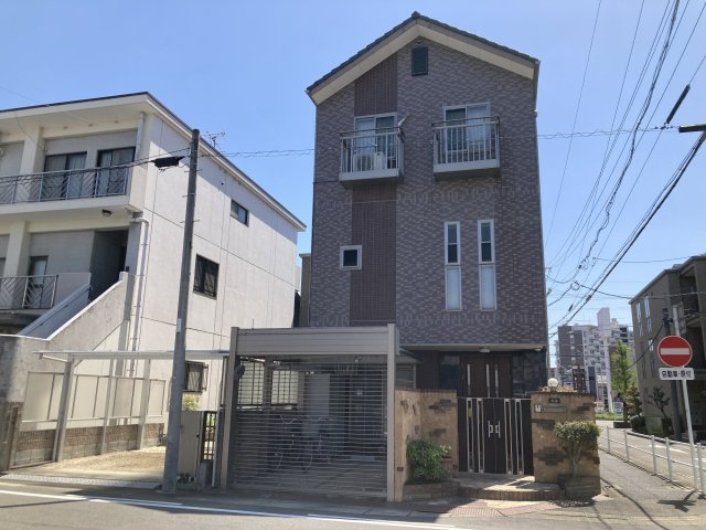 名古屋市北区駒止町１丁目の中古一戸建