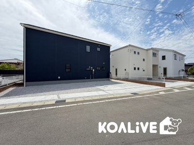 【外観】 | 安中市板鼻　新築住宅 | 前面道路6.0m駐車も楽々です♪