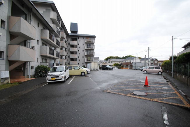 【駐車場】 | 関戸ビル