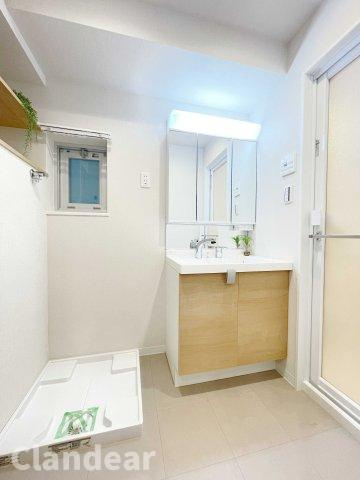 大和コーポの独立洗面台|ドキドキの新生活も、安心してスタート。ぴったりの住まいを見つけませんか？クランディアが一緒に住まい選びをサポートします‼　まずは、お気軽にお問合せください　＃クランディア