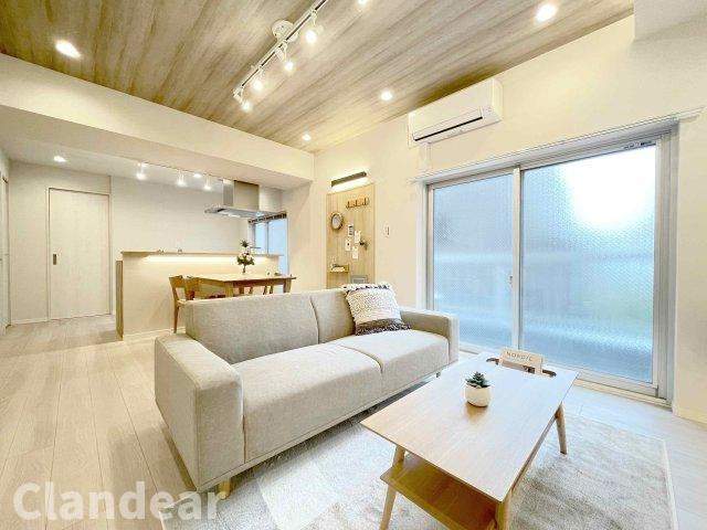 大和コーポの居間・リビング|ドキドキの新生活も、安心してスタート。ぴったりの住まいを見つけませんか？クランディアが一緒に住まい選びをサポートします‼　まずは、お気軽にお問合せください　＃クランディア