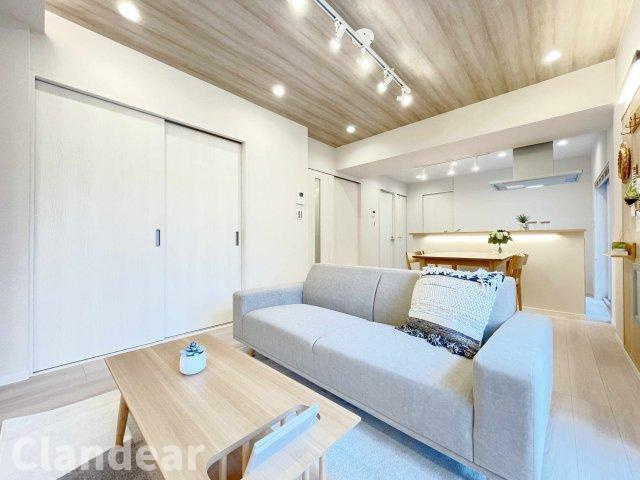 大和コーポの居間・リビング|ドキドキの新生活も、安心してスタート。ぴったりの住まいを見つけませんか？クランディアが一緒に住まい選びをサポートします‼　まずは、お気軽にお問合せください　＃クランディア