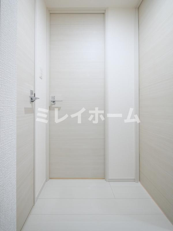 プレミアムキューブ品川戸越の玄関