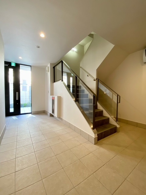 Ｈｉｌｌ　Ｃｏｕｒｔ　田園調布のロビー|★エントランス内共用部★