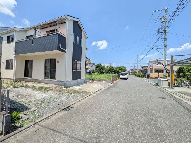 八王子市　上壱分方町　中古戸建ての前面道路含む現地写真|～東側6ｍ堂尾にmんしています～