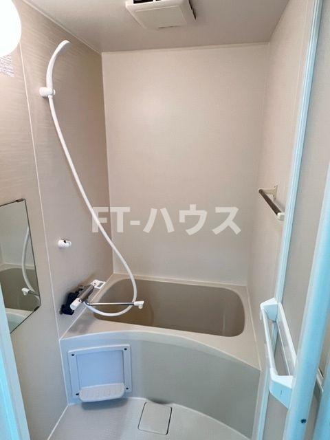 リーリエ船橋本町の浴室