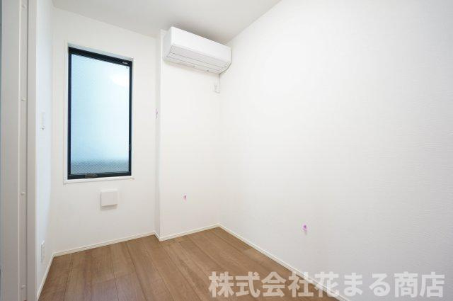 ラテンドール東千葉の洋室|物件、駅でお待ち合わせでのご案内歓迎！