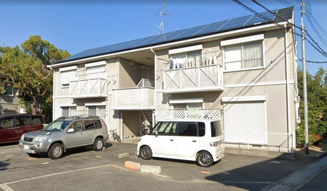 和泉市黒鳥町１丁目のハイツ