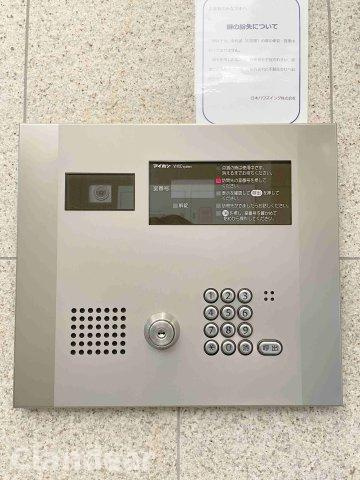 アリュージュ三ノ輪の防犯設備|ドキドキの新生活も、安心してスタート。ぴったりの住まいを見つけませんか？クランディアが一緒に住まい選びをサポートします‼　まずは、お気軽にお問合せください　＃クランディア