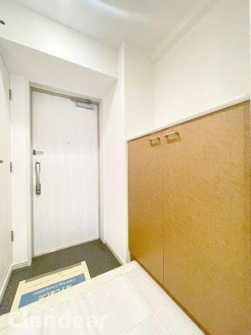 アリュージュ三ノ輪の玄関|ドキドキの新生活も、安心してスタート。ぴったりの住まいを見つけませんか？クランディアが一緒に住まい選びをサポートします‼　まずは、お気軽にお問合せください　＃クランディア