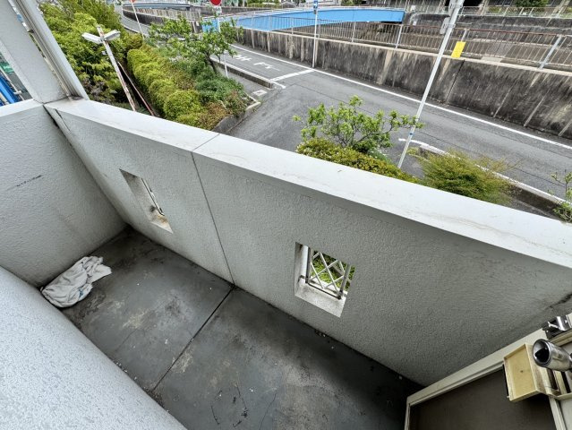 稲田本町1丁目貸家のバルコニー